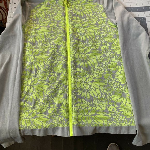 Fabletics Gray Lime Stretch Jacket Bust 32 - 34 - Picture 4 of 4